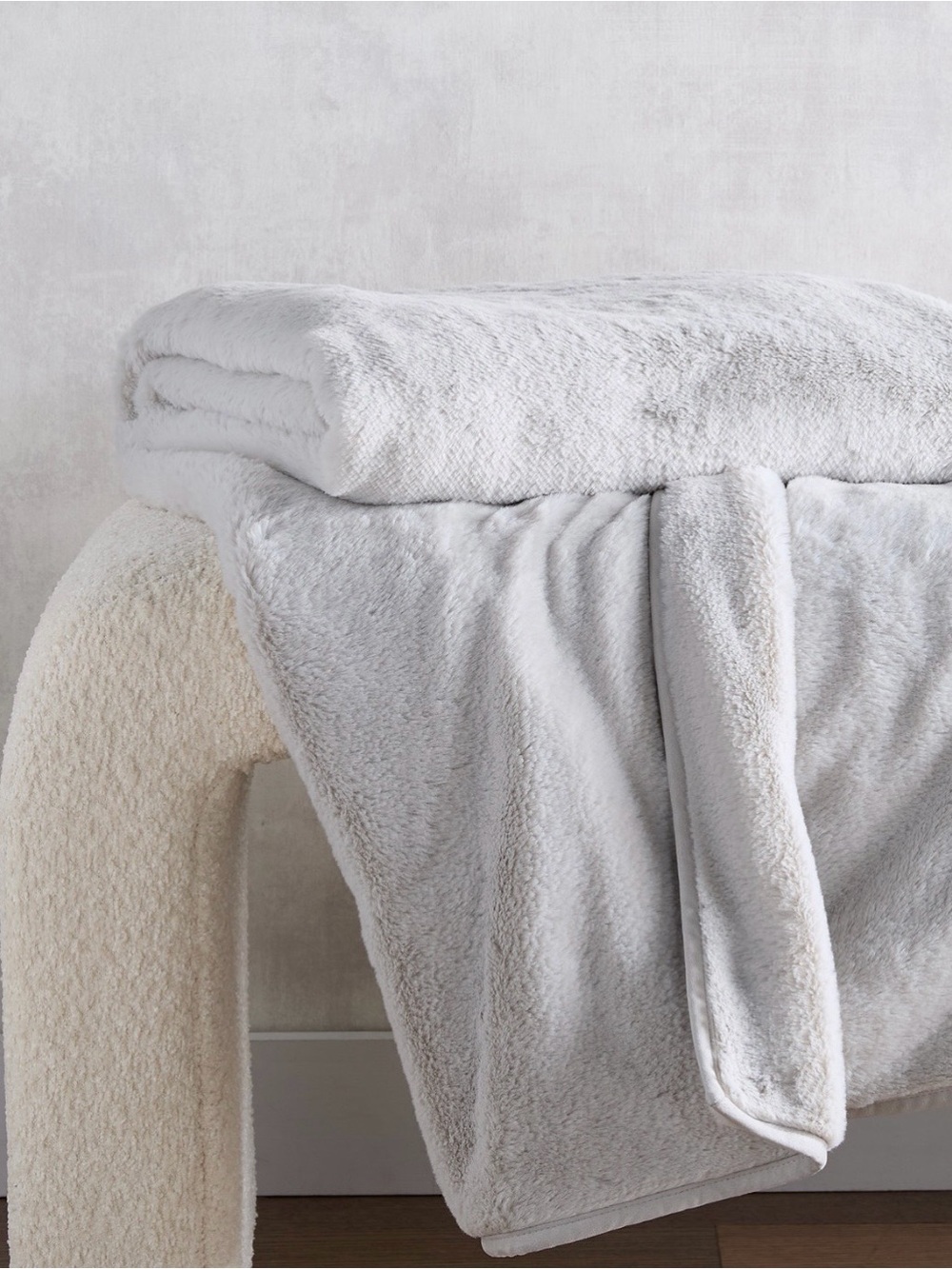 NWT Hotel Collection Reversible Faux-Fur Throw, 50" × 70"